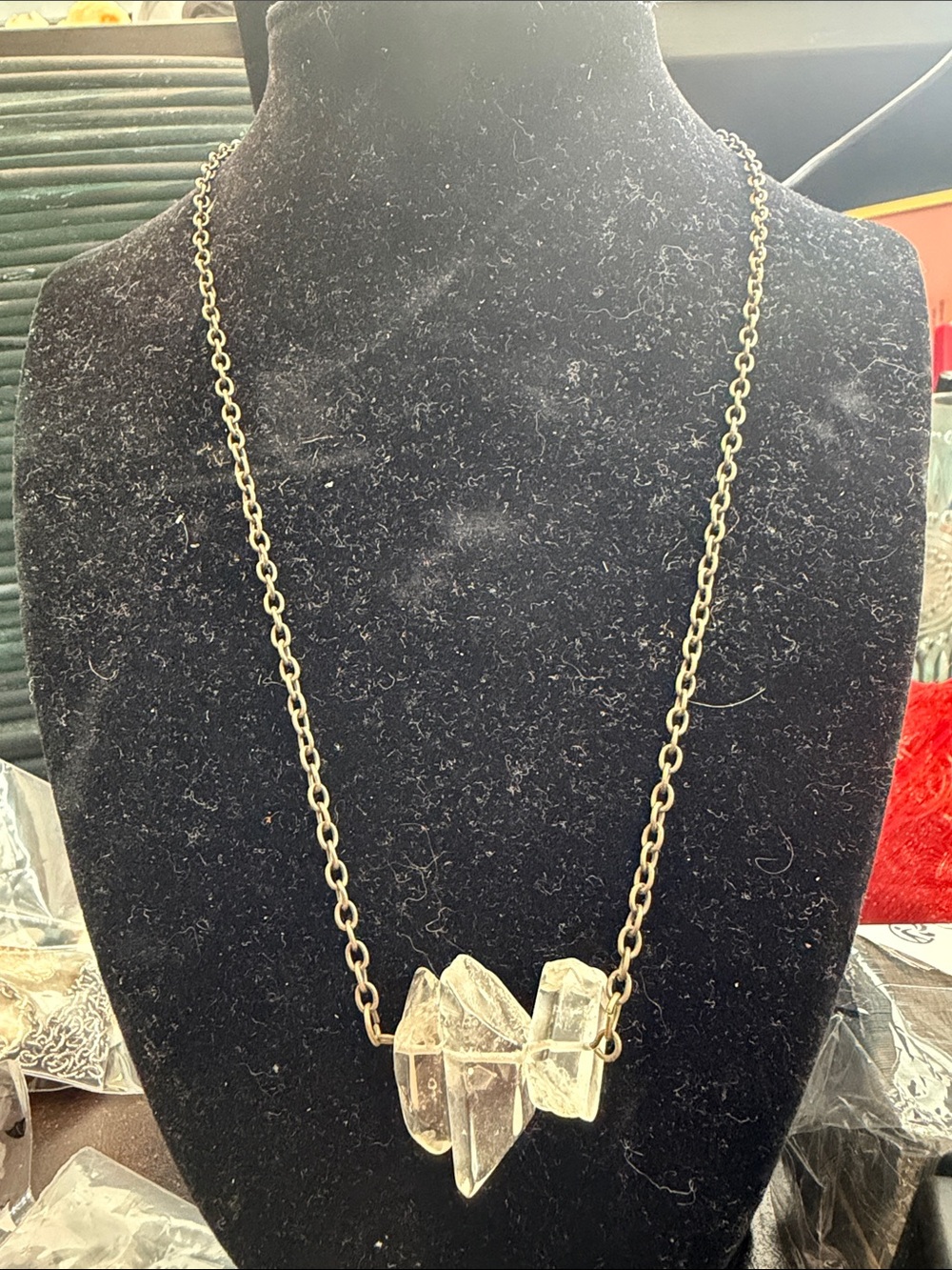 Crystal Cluster Pendant Necklace in Clear Quartz-
